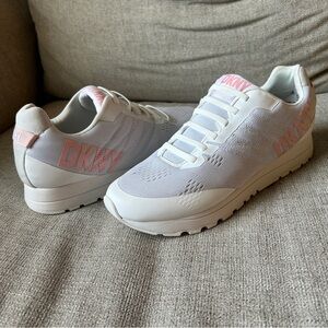 DKNY Women’s Sneakers 10 Medium Width White And Light Pink Athleisure Active